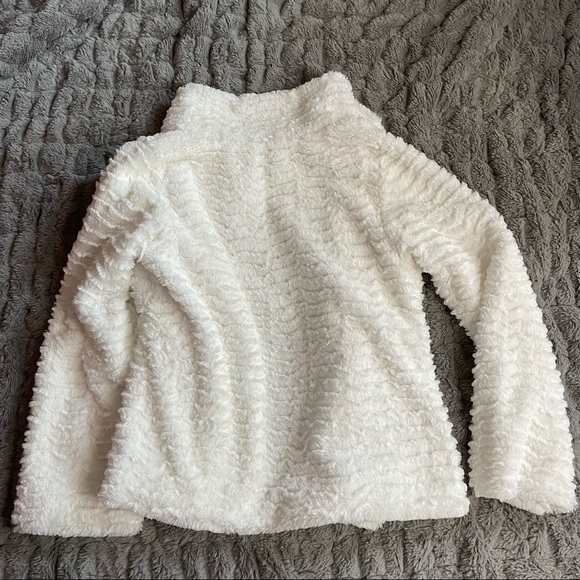 ✨ PATAGONIA WHITE FLUFFY JACKET - Picture 11 of 11